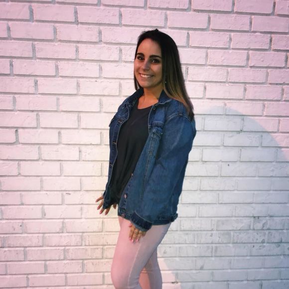 Meet your Posher, Megan - Picture 1 of 1